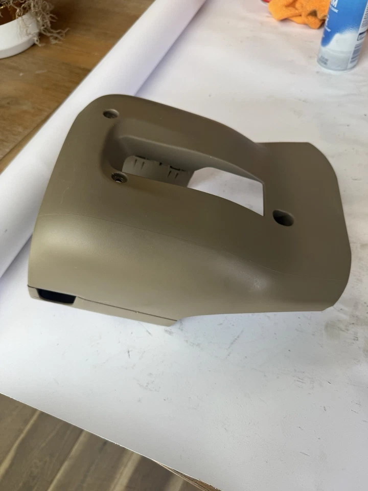 Верхняя и нижняя накладка на кожух рулевой колонки Mercury Montego 2005-2007 годов выпуска - Изображение 4 из 4