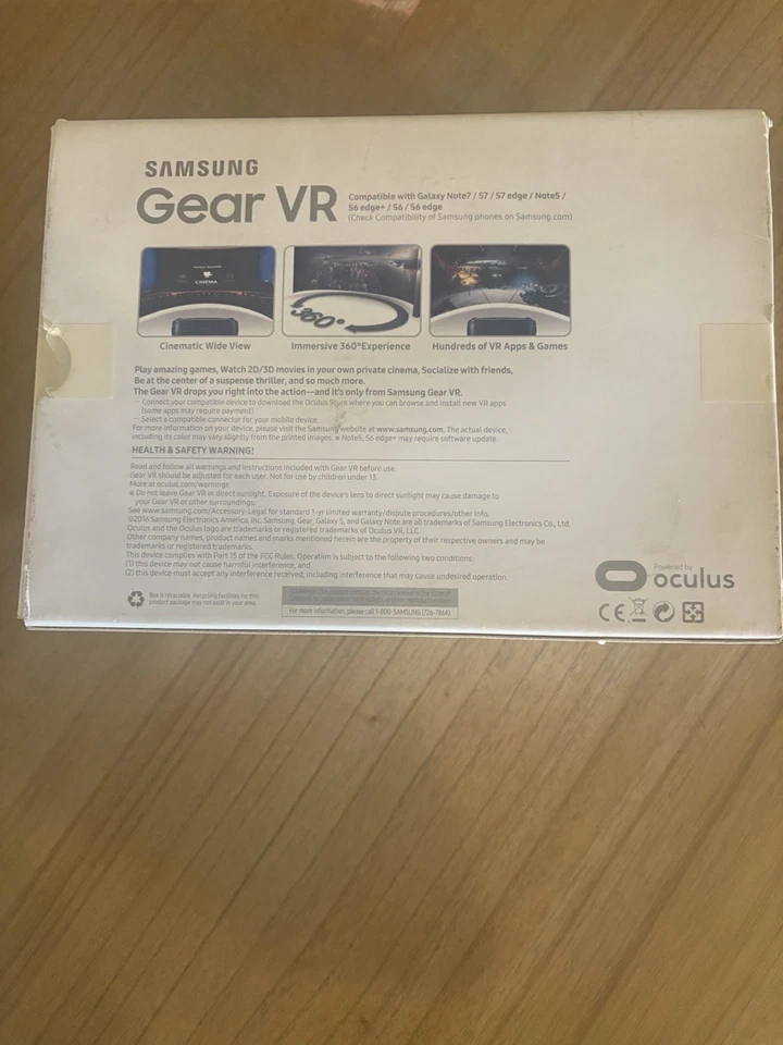 Samsung Gear VR Powered by Oculus - Caixa Aberta 【vendido como está】 - Imagem 2 de 4