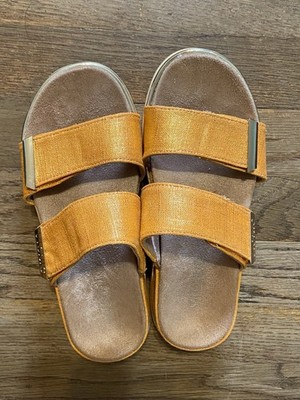 Vionic Womens Sandals Wedge Hook & Loop Straps Slip On Sz 5 Metallic Orange