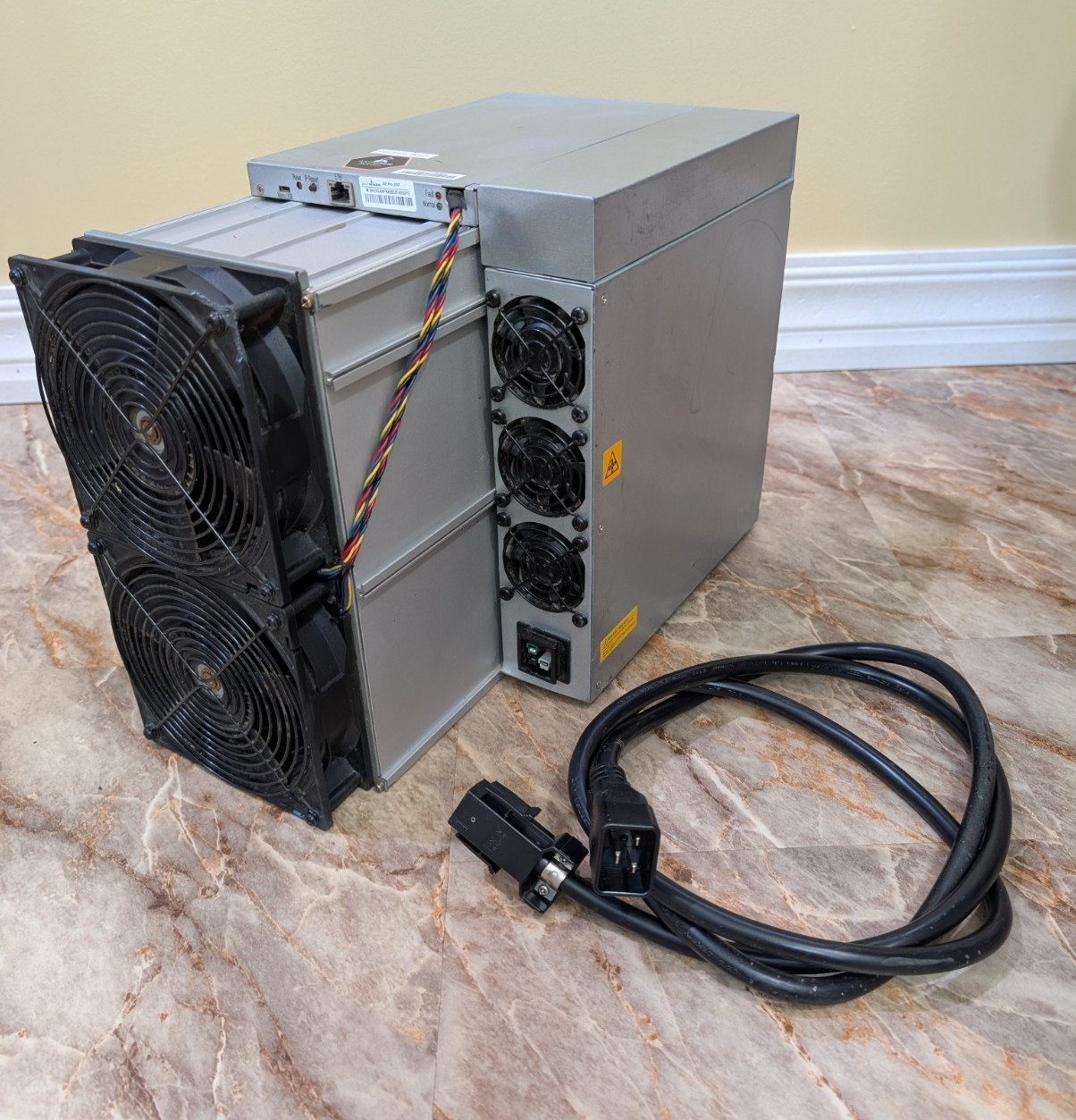 Bitmain Antminer S21 Pro 234T 3510W BTC Bitcoin ASIC Miner 15J/TH btc miner