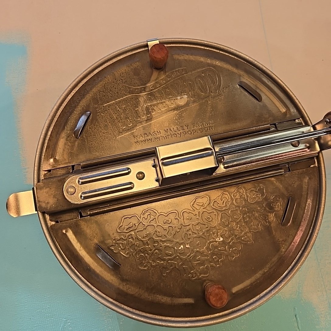 Whirley Pop 6qt Popcorn Maker Aluminum Manual Crank Stove Top Wabash Valley USA