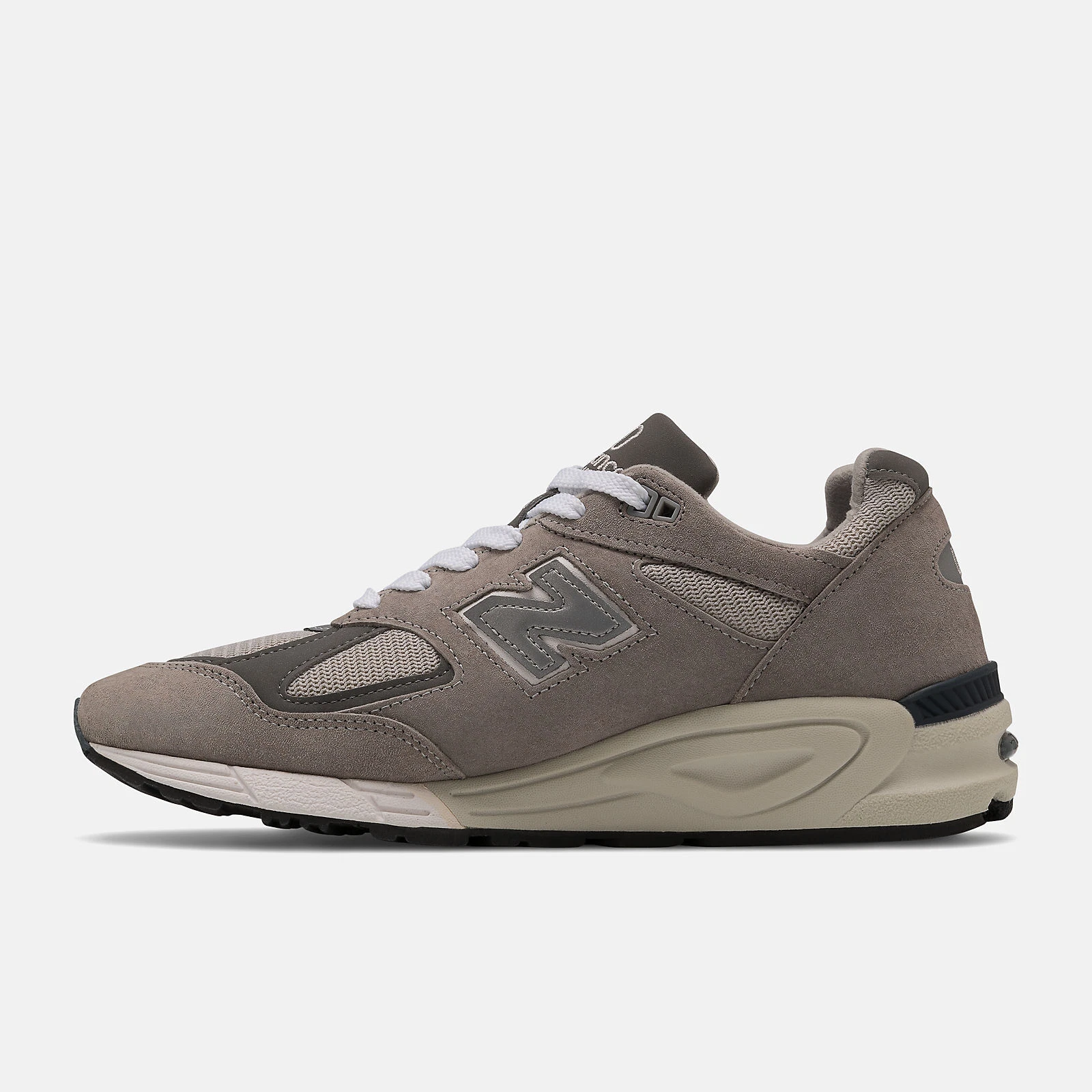 New Balance MADE in USA 990 v2 Core Shoes IN Grey and White Trainers
