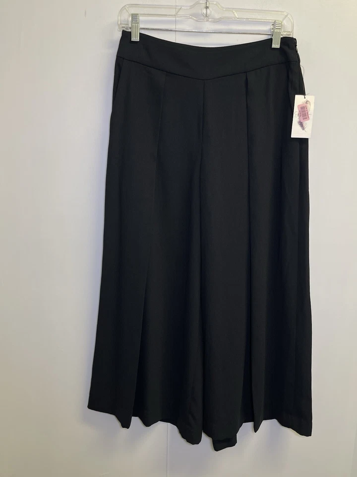 Jessica Simpson Capri Pants Womens Size 26 Wide Leg Black Pleated Pockets - Image 2 of 4