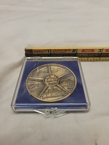 Disney Parks Disneyland Vintage Medallion Coin - Picture 3 of 4