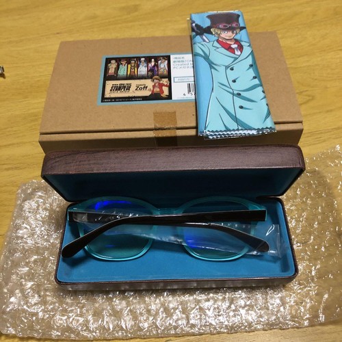 Japan limited edition! ONEPIECE STAMPEDE x Zoff collaboration glasses