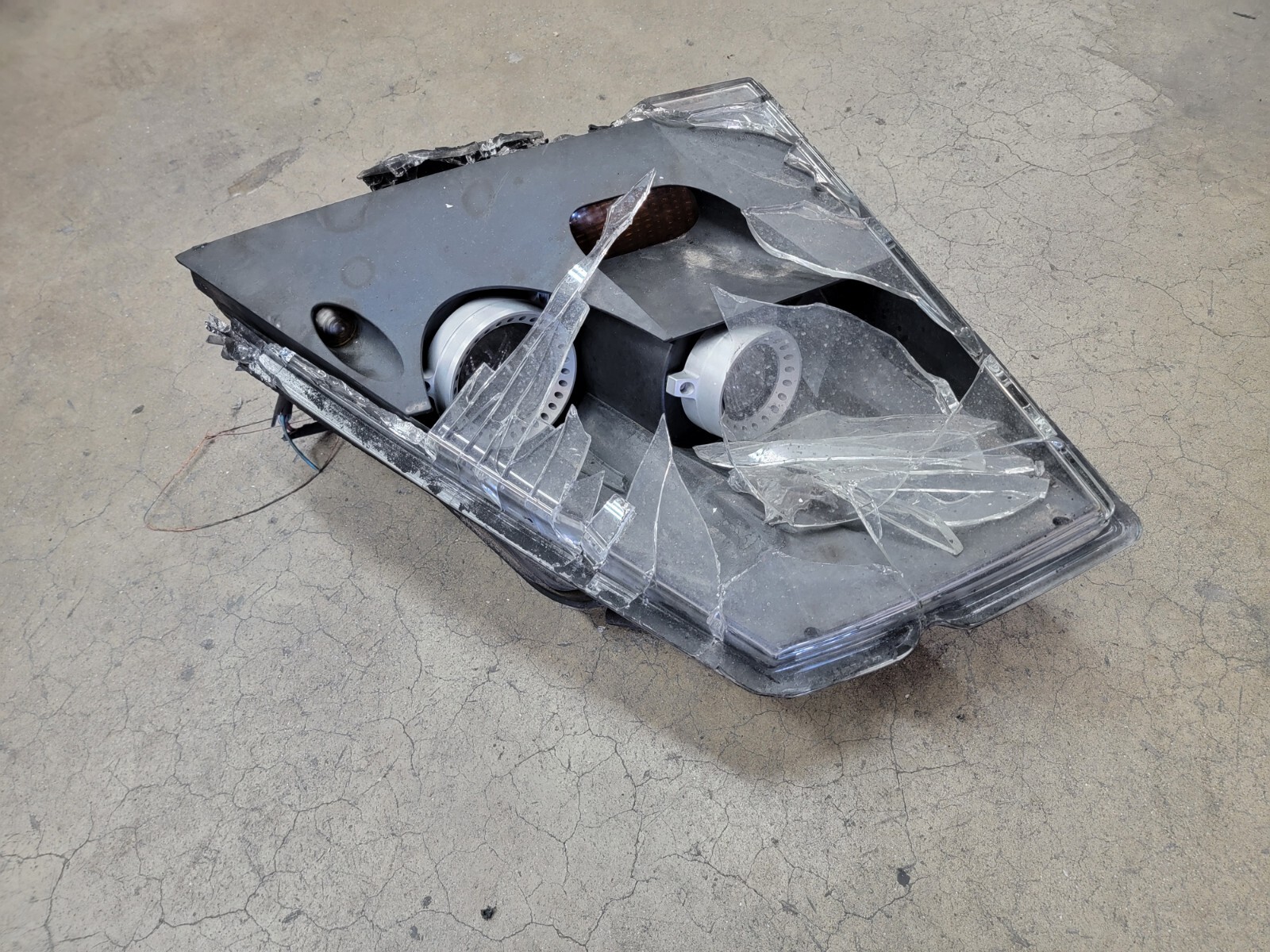 LAMBORGHINI MURCIELAGO LP640 FRONT PASSENGER RIGHT SIDE HEADLIGHT OEM 413941032