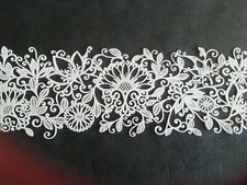 floral decorative edible lace for cake decoration in white / gold