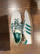 Wales Bonnet Adidas Sambas Green And Cream Co...
