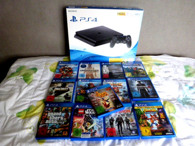 Sony PS4  Top Zustand / umfangreiches Spielepaket Top