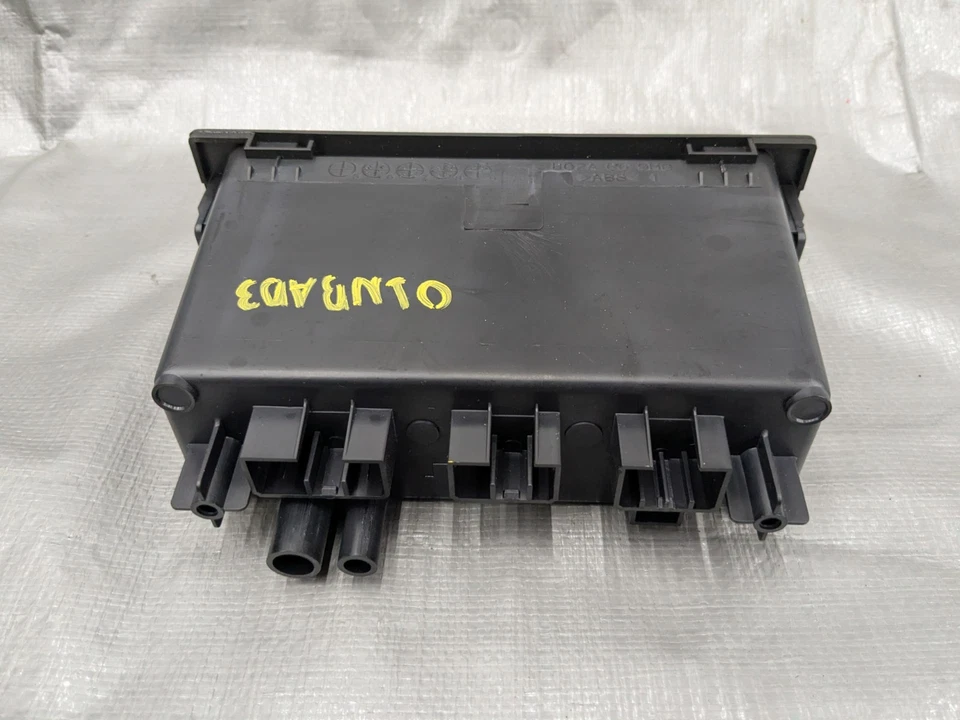 Mazda Miata Mx5 1994-2005 OEM radio cubby compartimento de almacenamiento negro NB NA 94-05 Foto 3 de 4