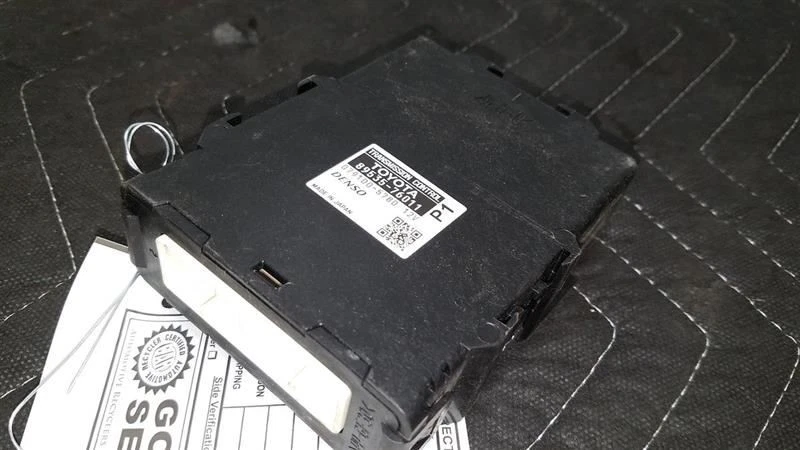 Chasis transmisión ECM tablero derecho compatible con 14-17 LEXUS CT200H 2183039 Foto 2 de 4