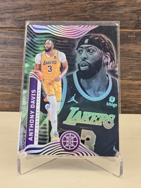 2021-22 Illusions #97 Anthony Davis Emerald Lakers