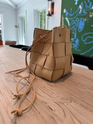 Bottega Veneta Cassette Bucket Bag Biege Leather