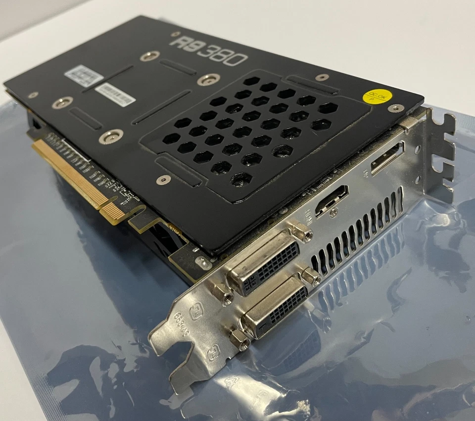 PowerColor AMD Radeon R9 380 4GB GDDR5 GPU Tested 1080p Gaming Graphics Card - Image 4 of 4