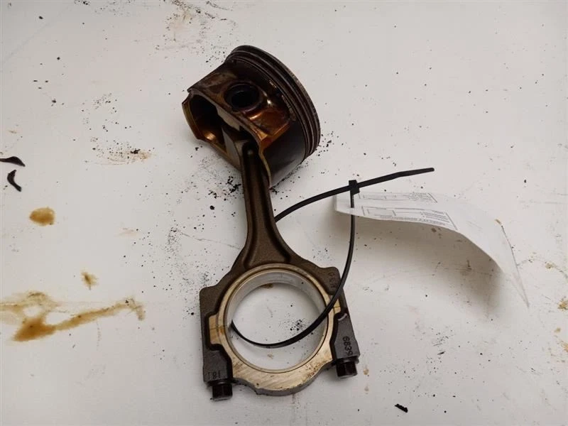 2007 CADILLAC CTS ПОРШЕНЬ - Изображение 4 из 4