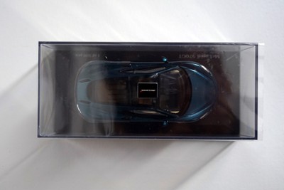 Miniature McLaren 570 GT Bleue Minichamps 1/43 (2016) NEUVE
