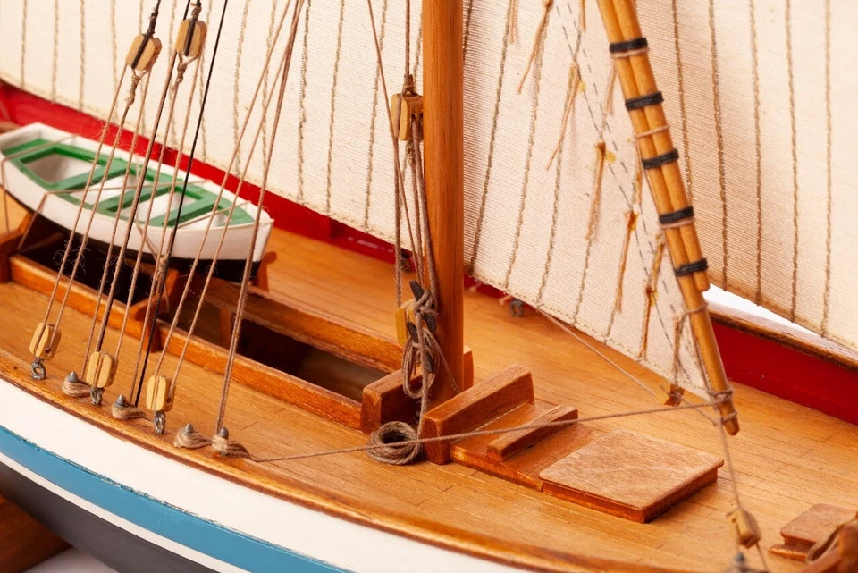 Billing Boats - Le Martegaou 902 - Scatola di montaggio in legno e metallo - Immagine 3 di 4