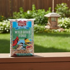 Attract All Birds with Farmer's Delight Cherry Flavor Wild Bird Food, 10 lbs