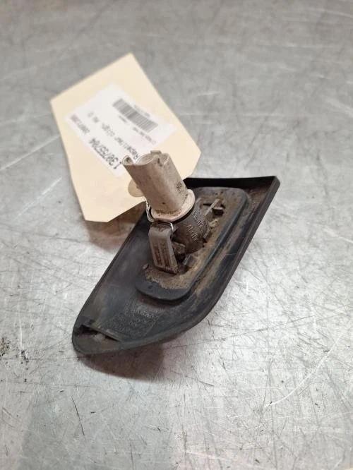 Repetiteur clignotant avant droit (Feux) CITROEN SAXO PHASE 1 0000632567 - Photo 3/3