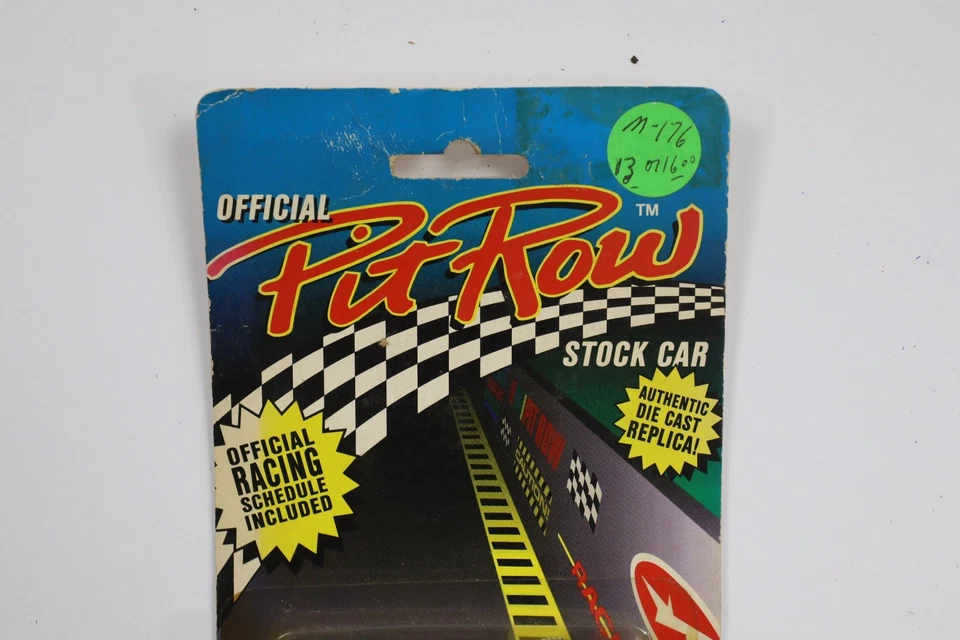 De colección 1992 Oficial Pit Row NASCAR 1:64 Stock Car Richard Petty #43 Diecast Foto 2 de 4