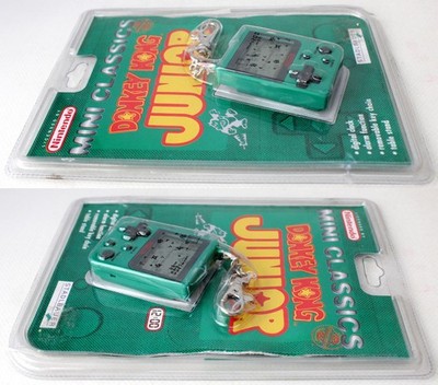 1998 Nintendo Mini Classics DONKEY KONG JUNIOR Keychain Game Watch