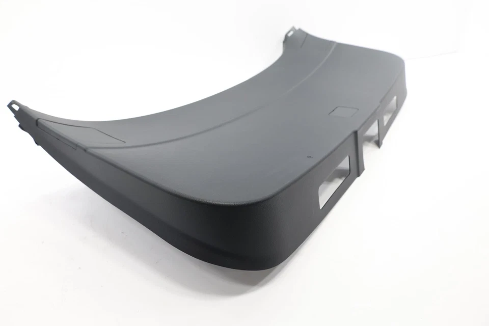 Lexus NX300 2018-2021 puerta levadiza trasera moldura inferior panel de cubierta OEM Foto 2 de 4