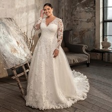 Modest Long Sleeves Plus Size Wedding Dress for Bride Customized V Neck Lace