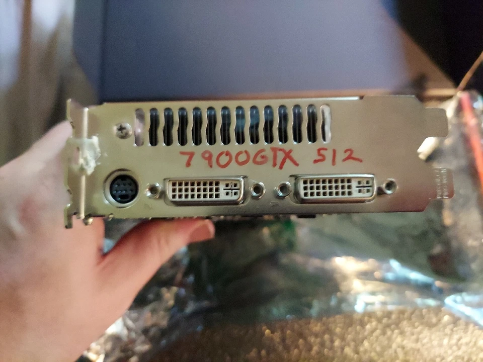 RARE TESTED GOOD PNY Verto GeForce 7900 GTX 512MB PCIE Video Graphics Card GPU - Image 3 of 3