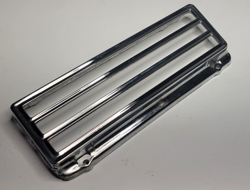1967 Cadillac RH Cornering Chrome Side marker Bezel OEM 5959286 FREE SHIPPING - Picture 2 of 5