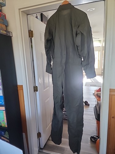 Top Gun Flight Suit Halloween Costume Maverick / Goose Leg Ave S/M Aviator Suit - Picture 6 of 9