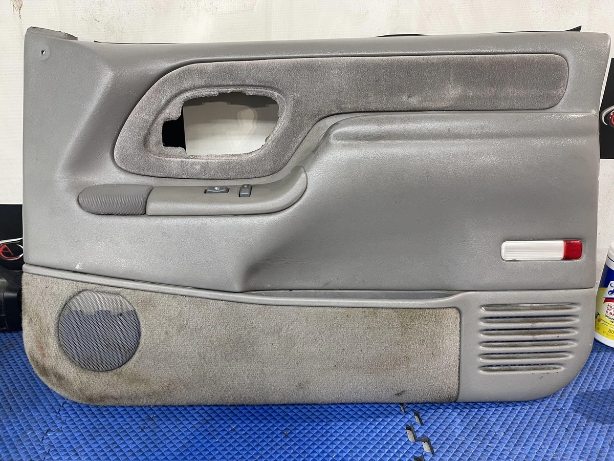 1996 1999 Chevrolet Silverado Truck GMT C1500 Front Passenger Door