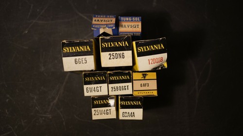 Lote de 10 tubos vintage de nuevo de lote antiguo (Sylvania/Tung-Sol) - Imagen 2 de 5