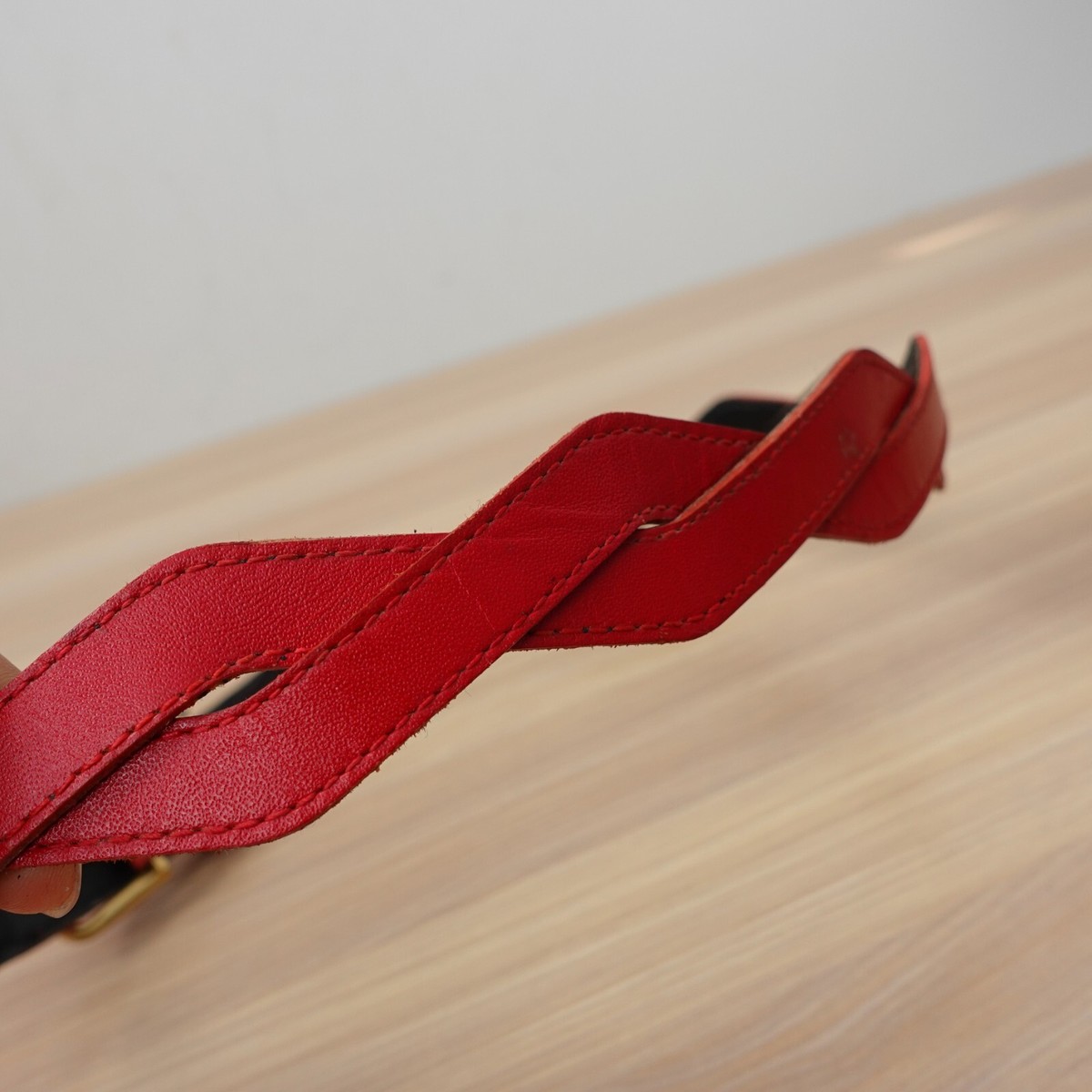 HANAE MORI Belt Womens 26 65 Leather Logo Red XS Twist  display picture 3