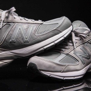 nepenthes new balance