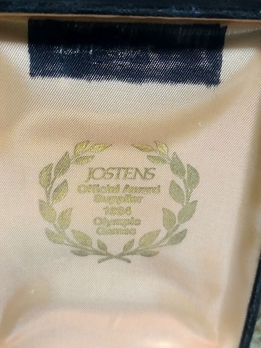 Vtg Commemorative Jostens 1984 Los Angeles Olympic Games Medal in case - Picture 5 of 7