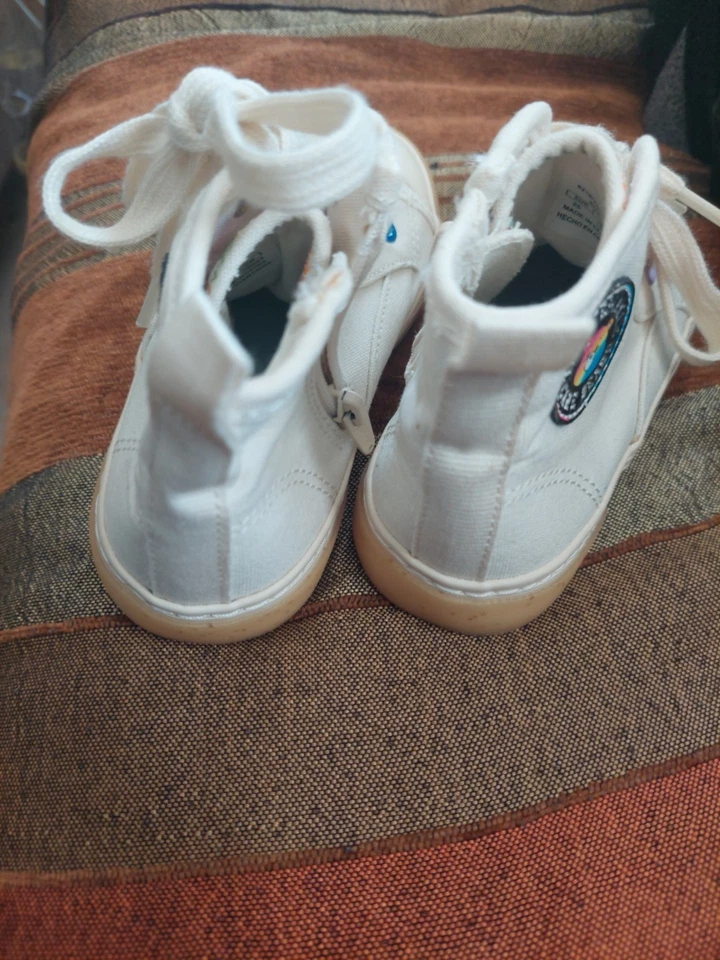 Authentic Zara Care Bears Limited Edition Hi Top Sneakers Unisex Eu 25 Toddler - Image 4 of 4