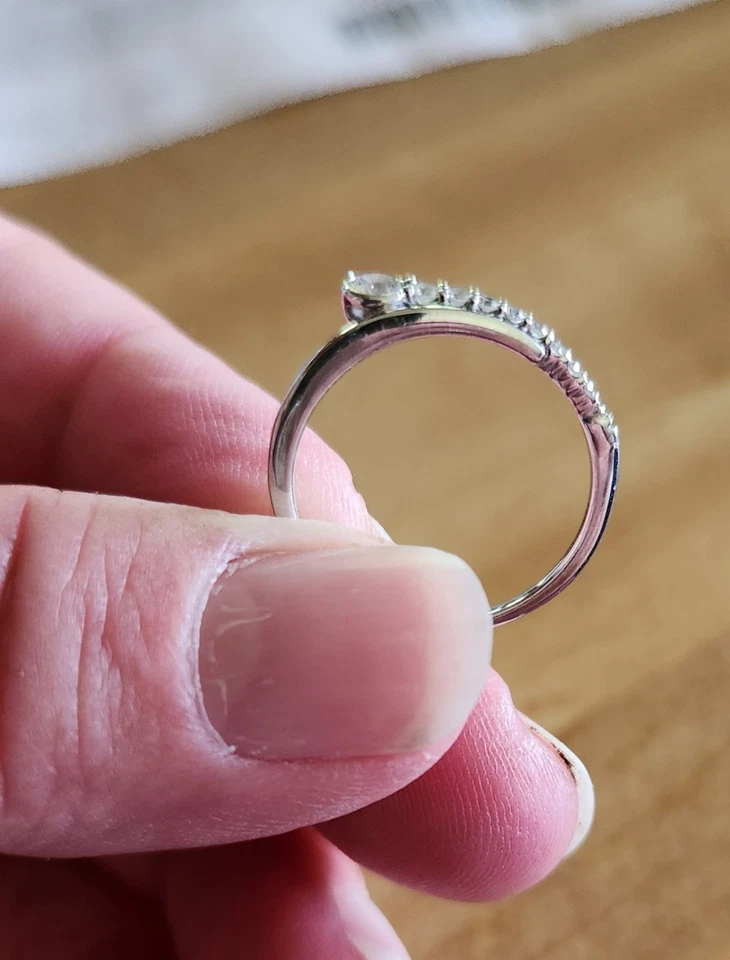 Anillo de diamantes de 1/4 quilate Kay Jewelry Foto 2 de 4