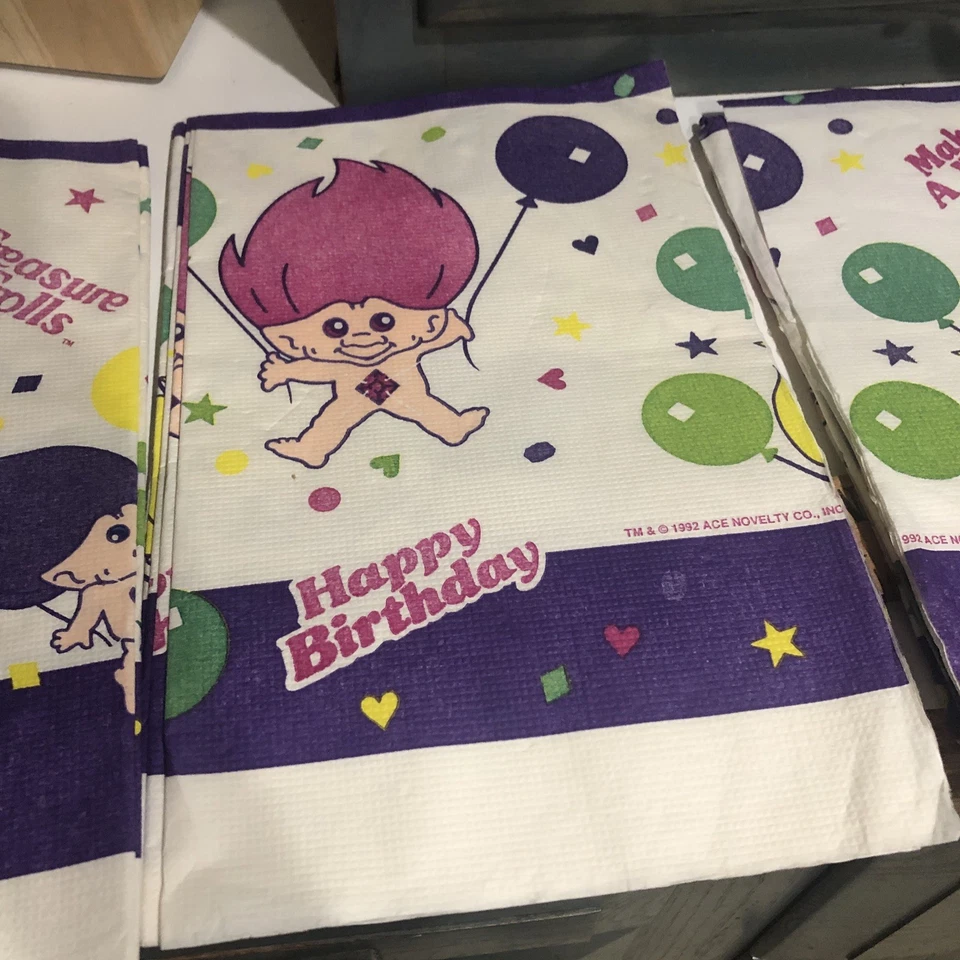 Vintage 1992 TREASURE TROLLS Lot Of 4 Paper Table Cover 52x96 NEW - Image 4 of 4