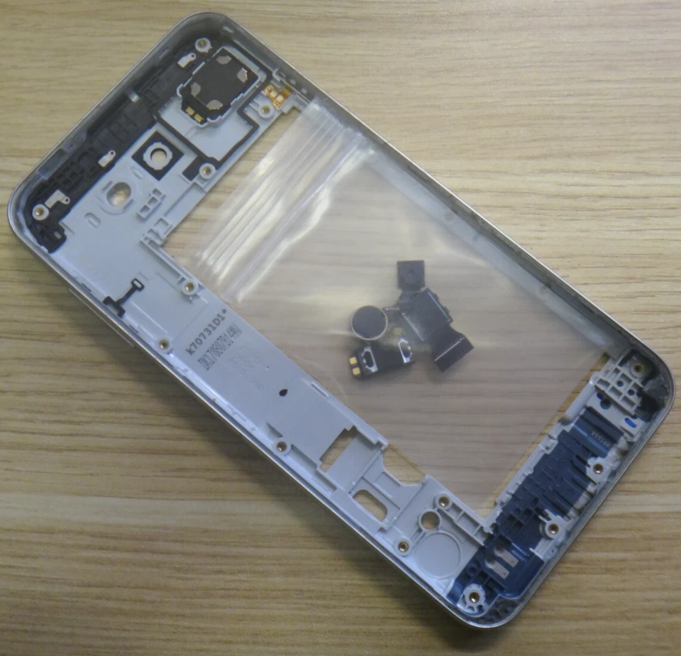 Chasis Marco Medio Interior Original Samsung Galaxy con Cubierta Trasera J7 V SM-J727V Foto 4 de 4