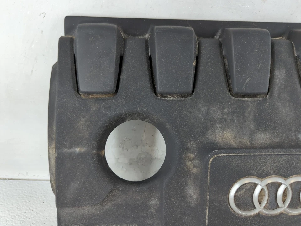 Крышка двигателя 2016 Audi Q3 HM5B5 - Изображение 2 из 4