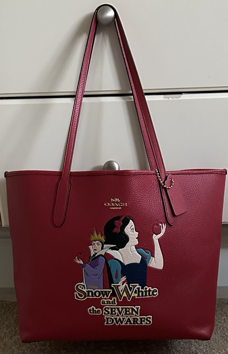 DISNEY X COACH SNOW WHITE RED LEATHER TOTE CC162 EUC | eBay