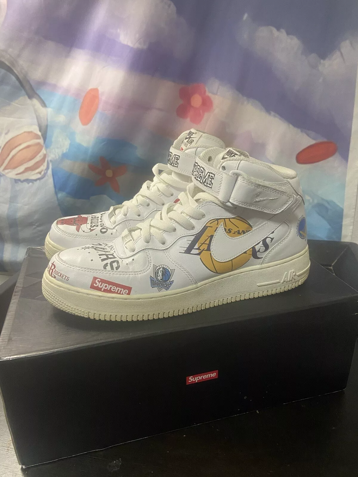 Taille 10   Nike Supreme x NBA x Air Force 1 07 blanc moyen