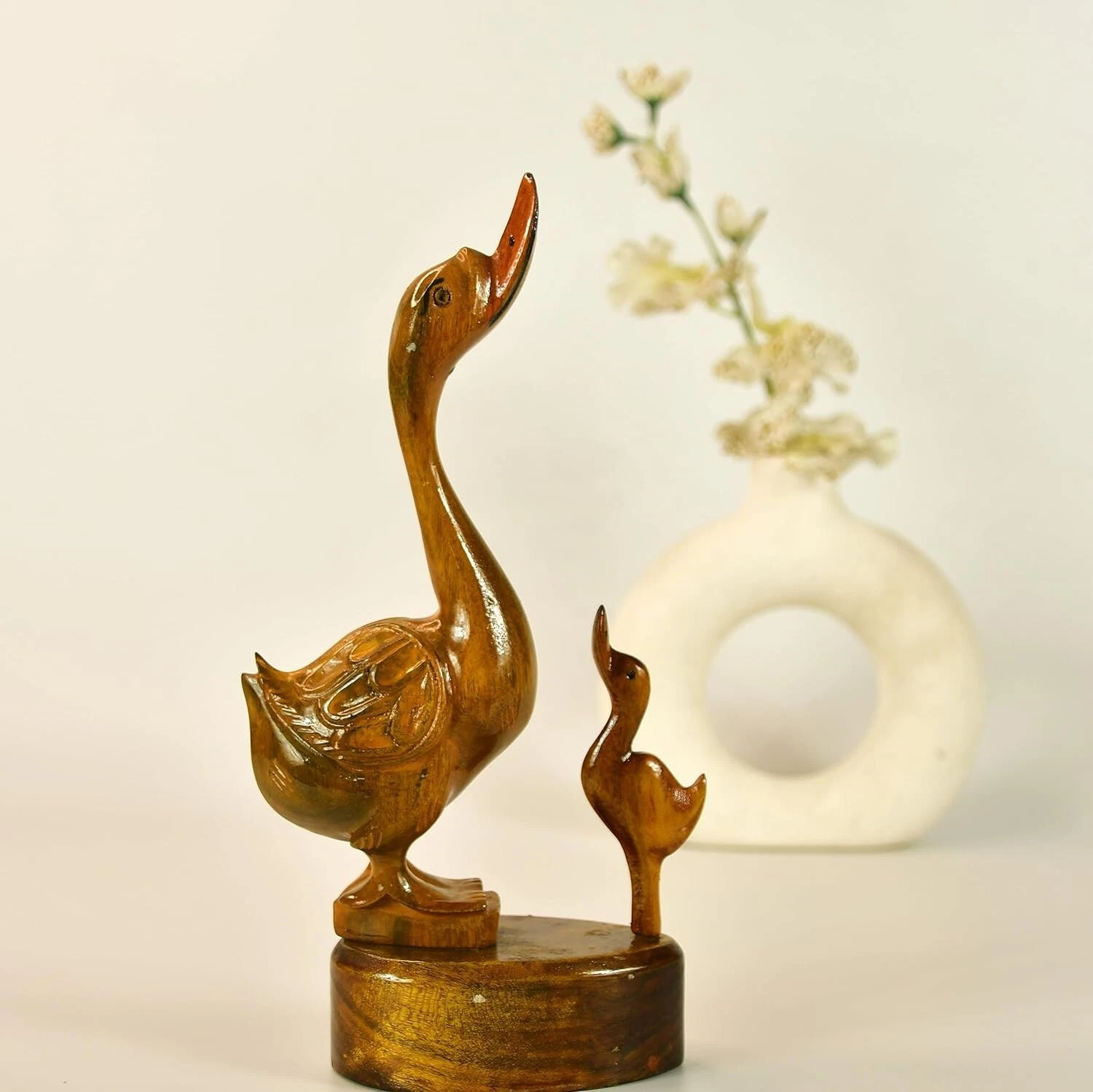 Handcrafted Wooden Carved Mama and Baby Duck Figurine Showpiece Sculpture Statue