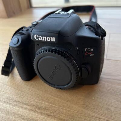 Canon EOS Kiss X8i Double Zoom Kit 389076 | eBay Canon EOS Kiss X8i Double Zoom Kit 389076 | eBay