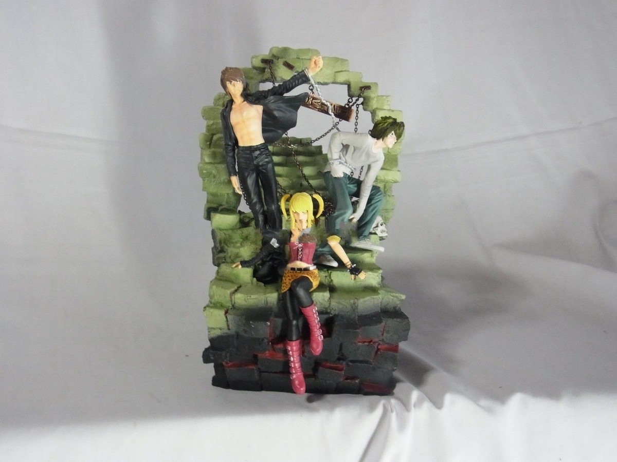 Death Note Special Limited Diorama Light Yagami & L & Misa Amane
