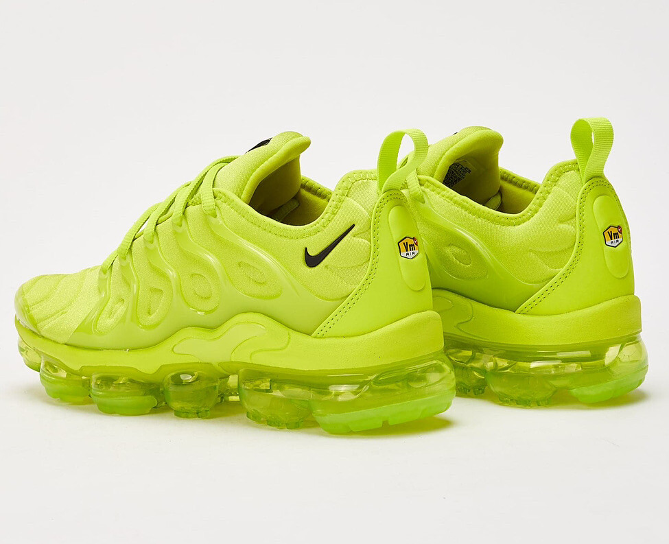 Women Nike Air VaporMax Plus Running Shoes Volt Tennis Ball DX1784
