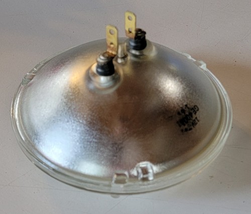 General Electric 4001 Round High Beam for 4 Headlight System 2 Lugs 12 Volts NOS - Picture 8 of 12