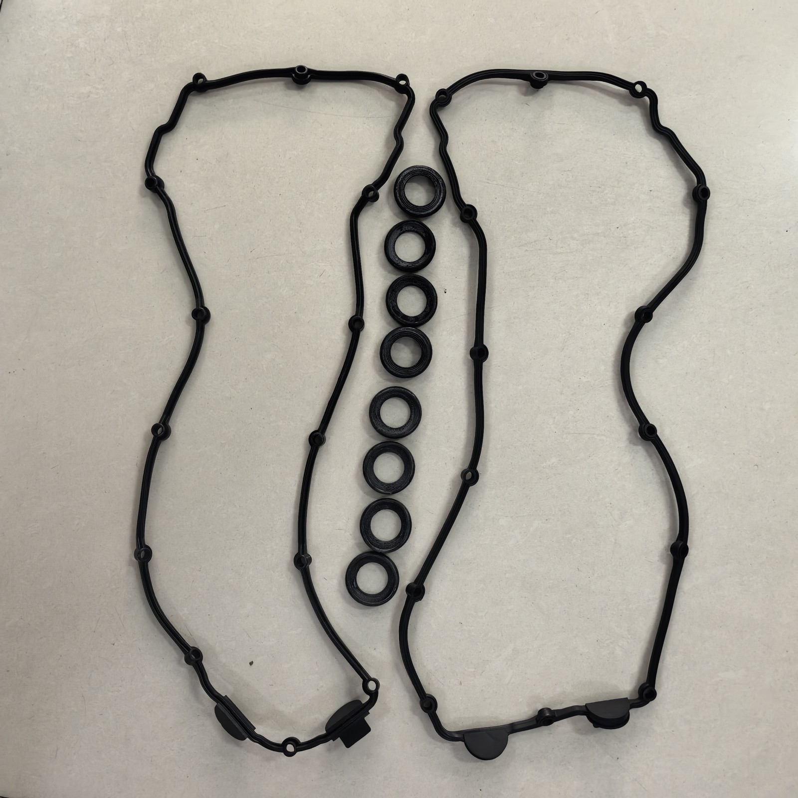 Maserati Quattroporte 2007-2010 Valve cover gasket P/N AW342001