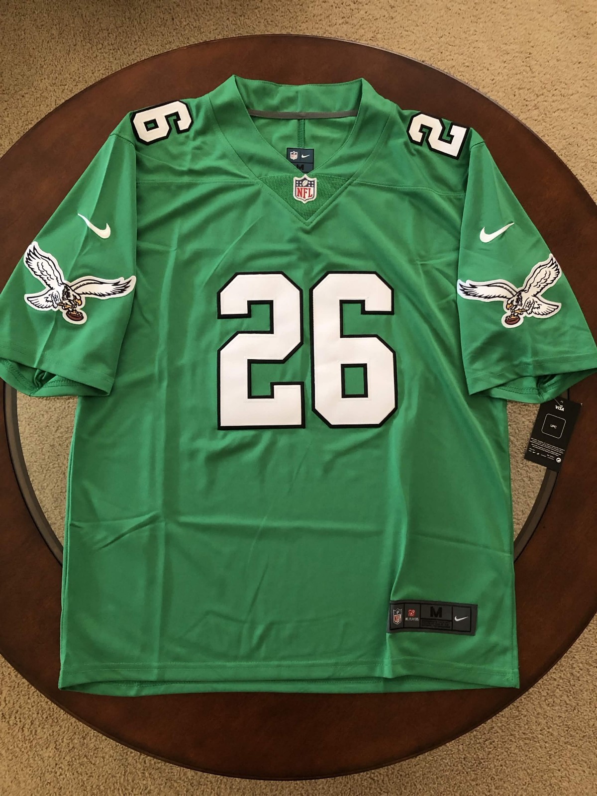 sNWT Saquon Barkley Eagles Men's XL Green Jersey Stitched #26