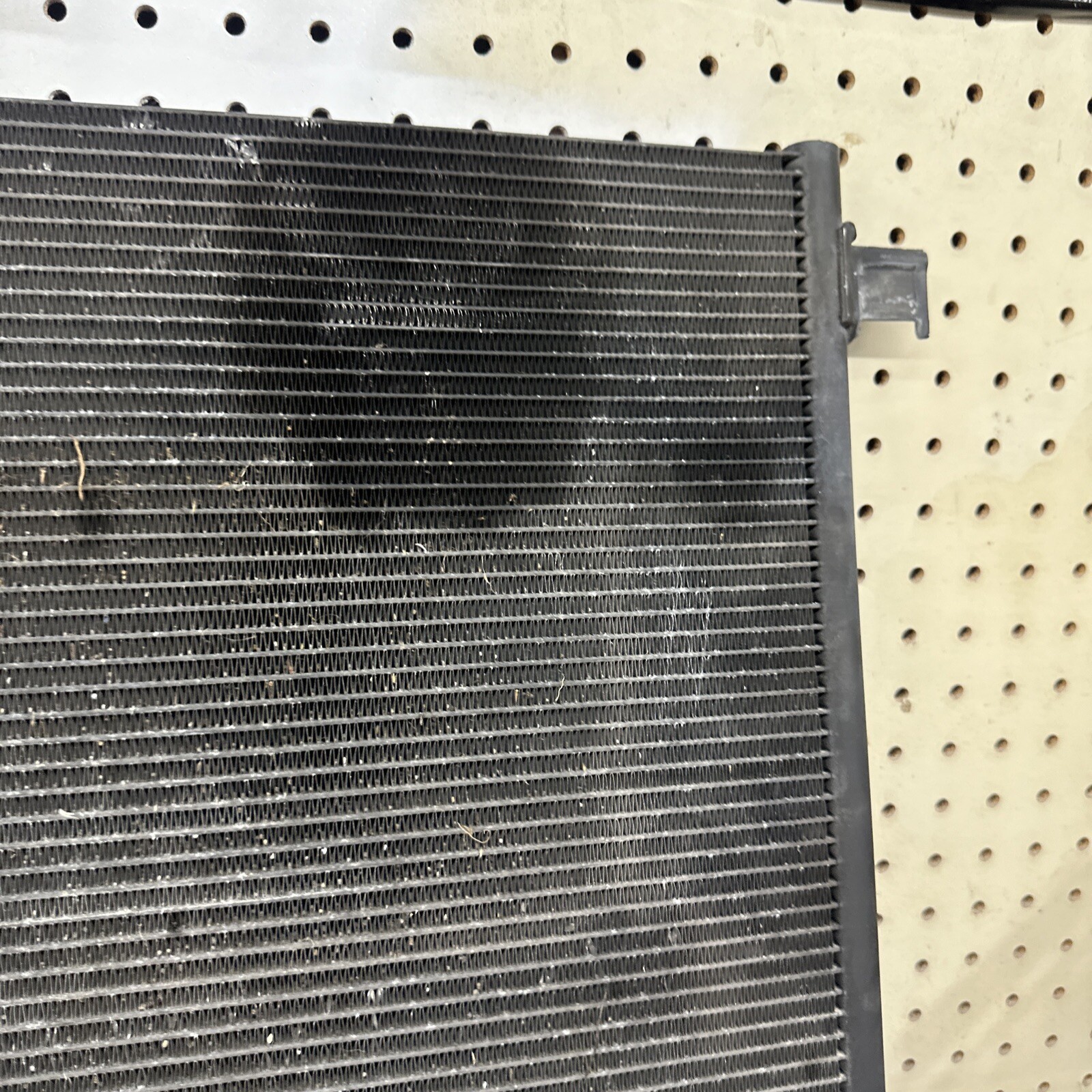 Maserati Ghibli 3.0L Front Engine AC A/C Condenser Radiator 2014 - 2017 OEM
